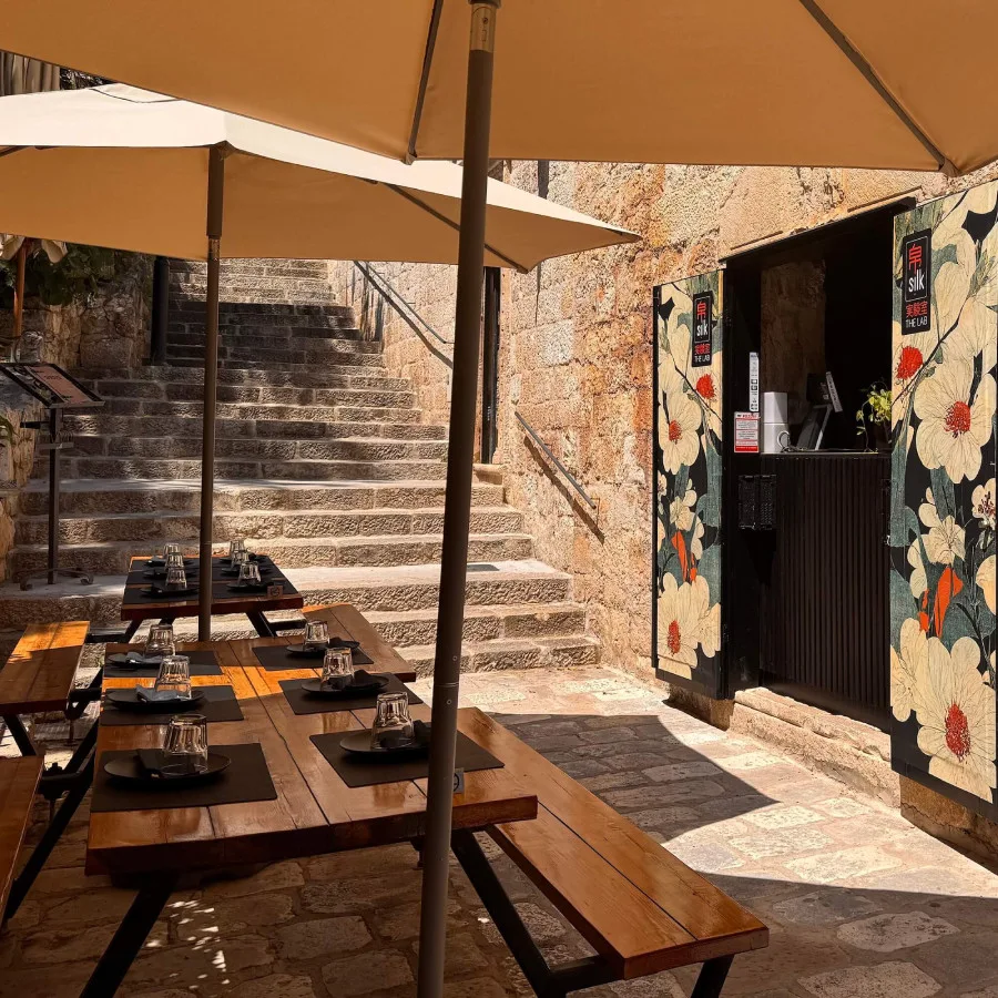 Hvar - Silk - Asian fusion